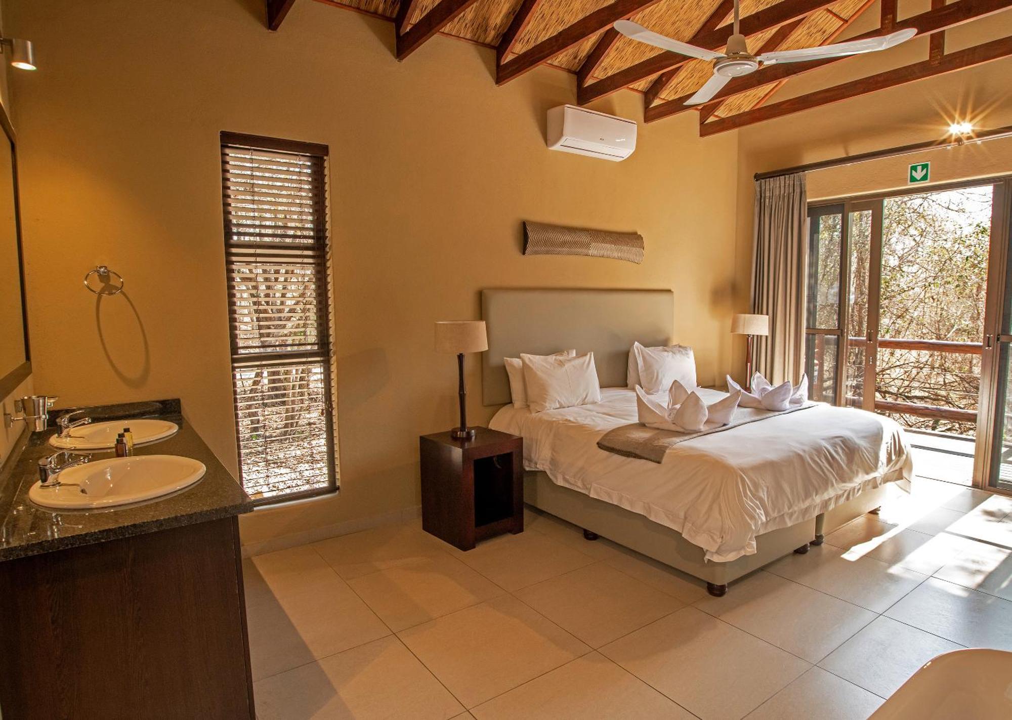 Mjejane Bush Camp By Dream Resorts Hectorspruit Exteriör bild